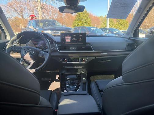 2024 Audi Q5 45 S line Premium Plus