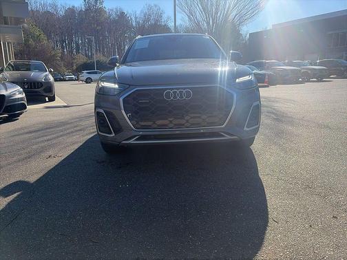 2024 Audi Q5 45 S line Premium Plus