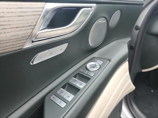 2025 Genesis GV80 2.5T