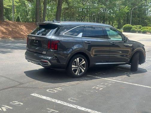 Platinum Graphite 2024 Kia Sorento Plug-In Hybrid SX Prestige