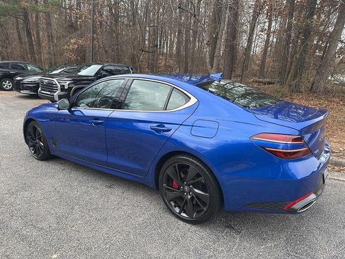 2023 Genesis G70 3.3T RWD