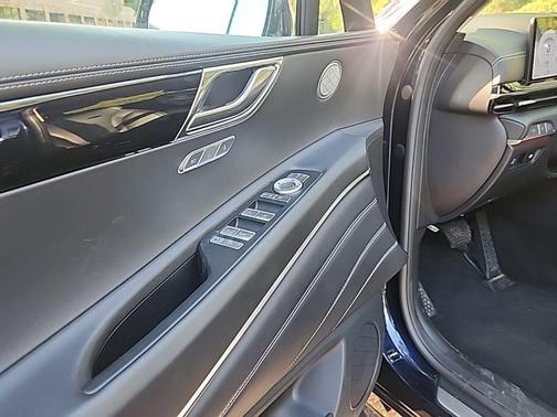 Capri Blue 2025 Genesis GV80 2.5T