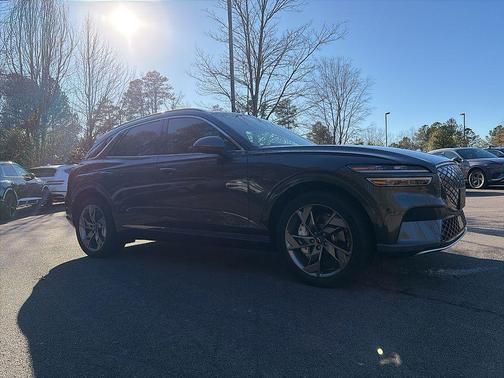 2025 Genesis Electrified GV70 Advanced AWD