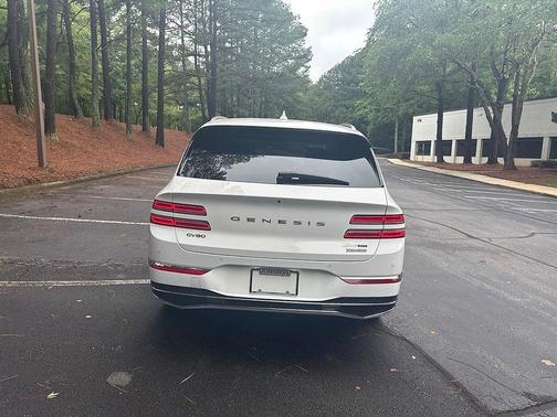 Alta White 2025 Genesis GV80 3.5T