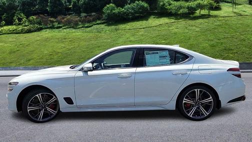 2025 Genesis G70 2.5T AWD