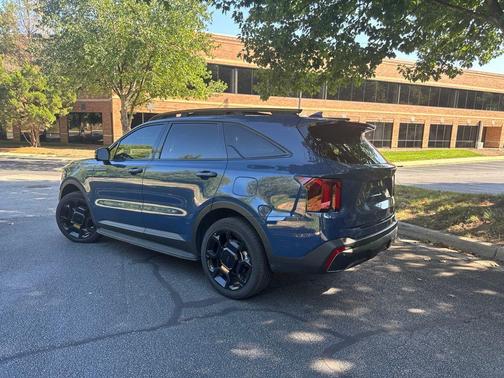 Midnight Lake Blue 2025 Kia Sorento SX