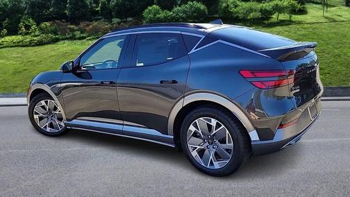 2024 Genesis GV60 Standard RWD
