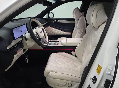 White 2025 Genesis GV80 3.5T
