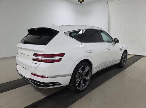 White 2025 Genesis GV80 3.5T