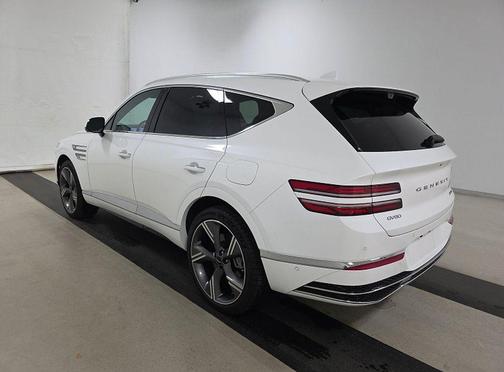White 2025 Genesis GV80 3.5T