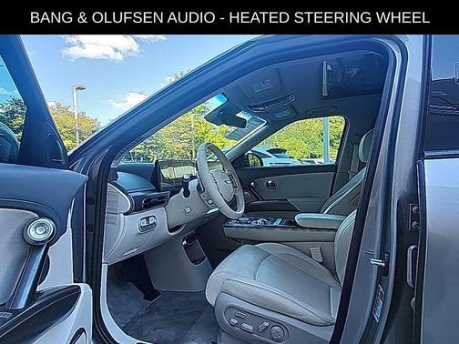 2024 Genesis GV60 Advanced AWD