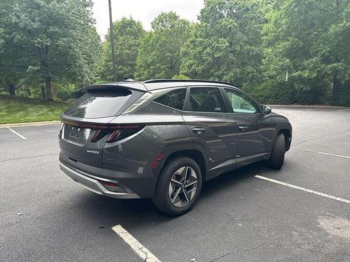 Titanium Gray 2025 Hyundai TUCSON Hybrid SEL Convenience