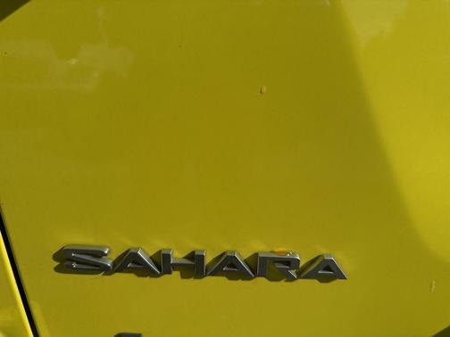 High Velocity Clearcoat 2023 Jeep Wrangler 4-Door Sahara 4x4