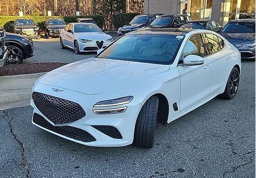 2023 Genesis G70 2.0T RWD
