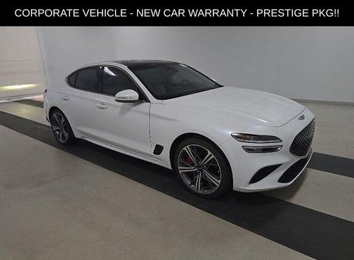 Uyuni White 2025 Genesis G70 2.5T RWD