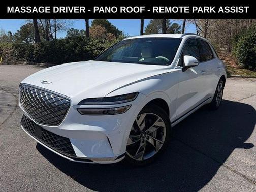 Alta White 2025 Genesis Electrified GV70 Advanced AWD