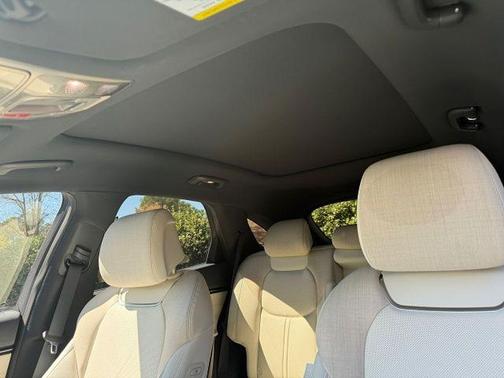 Alta White 2025 Genesis Electrified GV70 Advanced AWD