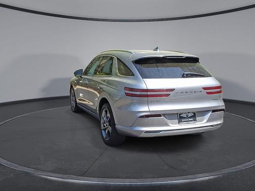 Savile Silver 2024 Genesis Electrified GV70 Advanced AWD