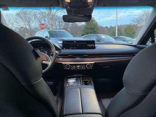2022 Genesis G80 2.5T RWD