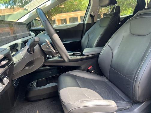 Glacier 2024 Kia EV6 Wind