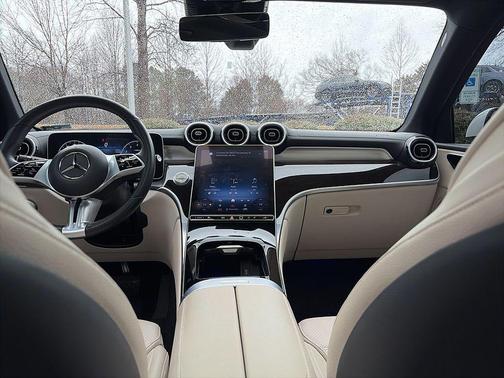 2023 Mercedes-Benz GLC 300 Base