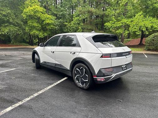 Cyber Gray 2024 Hyundai IONIQ 5 SEL
