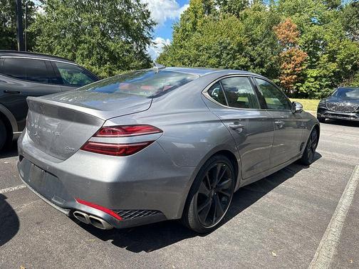 2023 Genesis G70 2.0T AWD