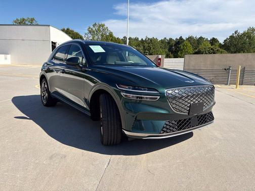 Cardiff Green 2024 Genesis Electrified GV70 Advanced AWD