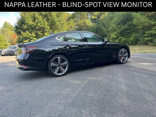 2025 Genesis G70 3.3T RWD Sport Advanced
