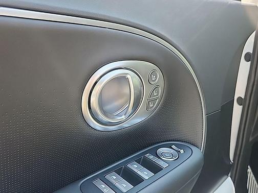 Snow White Pearl 2026 Hyundai IONIQ 9 Performance Calligraphy