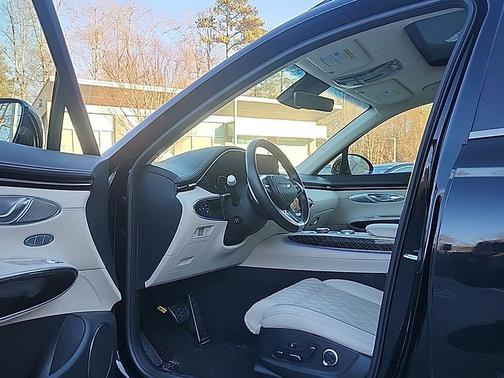 2025 Genesis GV70 3.5T AWD Sport