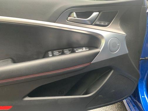 Kawah Blue 2025 Genesis G70 2.5T RWD