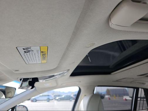 Uyuni White 2025 Genesis G90 3.5T e-SC AWD