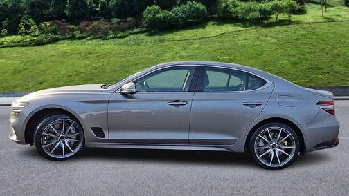 2026 Genesis G70 2.5T RWD Prestige