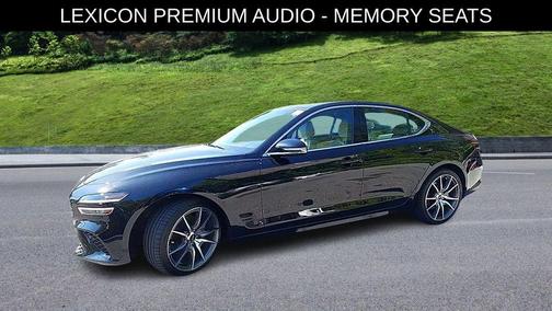 2022 Genesis G70 2.0T RWD