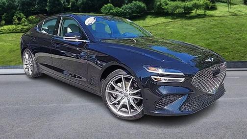 2022 Genesis G70 2.0T RWD