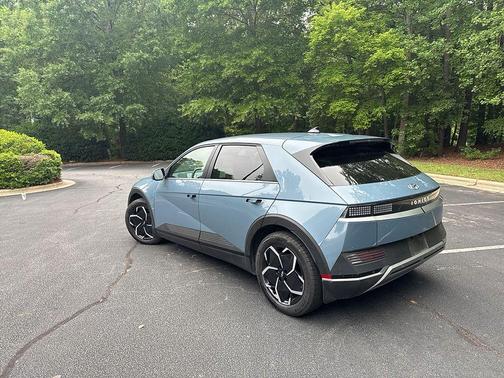 Lucid Blue 2024 Hyundai IONIQ 5 SEL