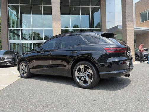 Vik Black 2024 Genesis Electrified GV70 Advanced AWD