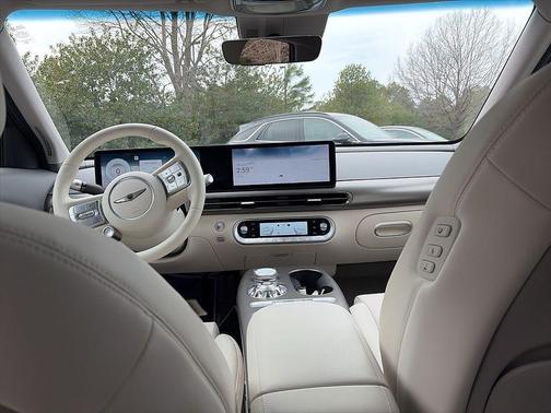 2025 Genesis GV60 Standard RWD