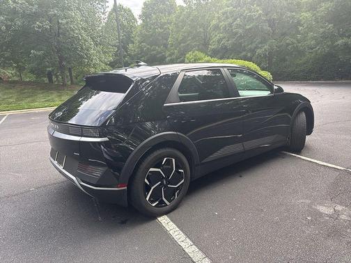 Abyss Black 2024 Hyundai IONIQ 5 SEL