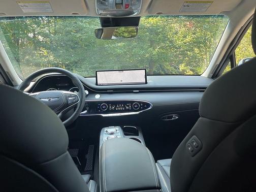 2025 Genesis Electrified GV70 Advanced AWD