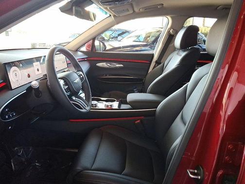 2026 Genesis GV70 2.5T