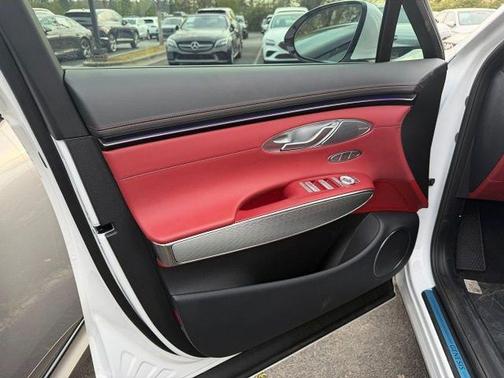 2026 Genesis GV70 2.5T Sport Prestige