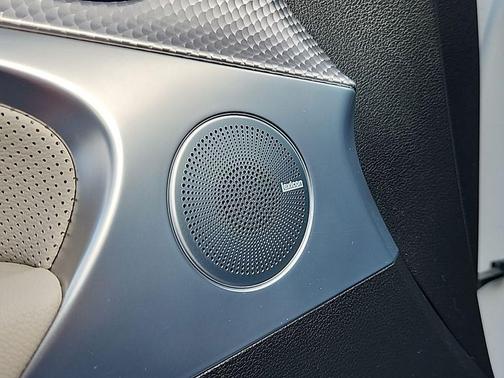 2023 Genesis G70 3.3T RWD