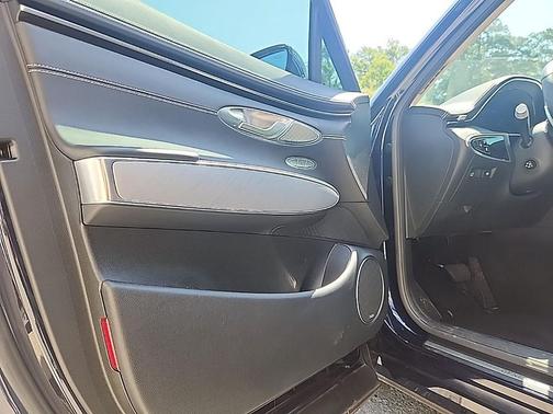 2024 Genesis Electrified GV70 Advanced AWD