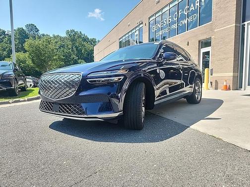 2024 Genesis Electrified GV70 Advanced AWD