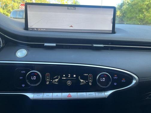 2025 Genesis GV70 2.5T AWD