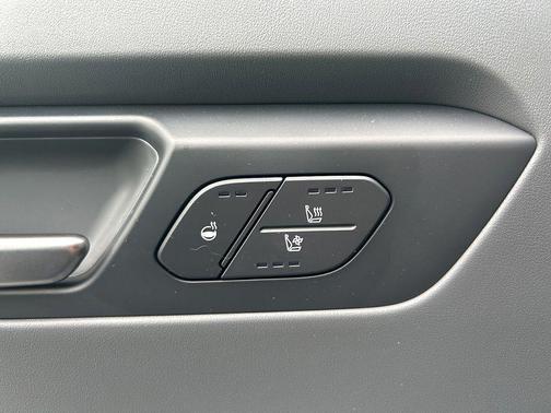 Ocean Blue 2025 Kia EV9 Wind