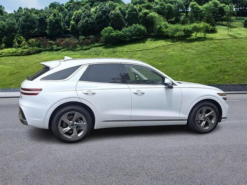 Alta White 2026 Genesis GV70 2.5T Select