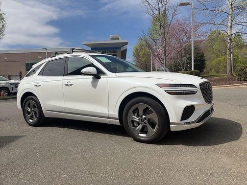 Uyuni White 2026 Genesis GV70 2.5T Select